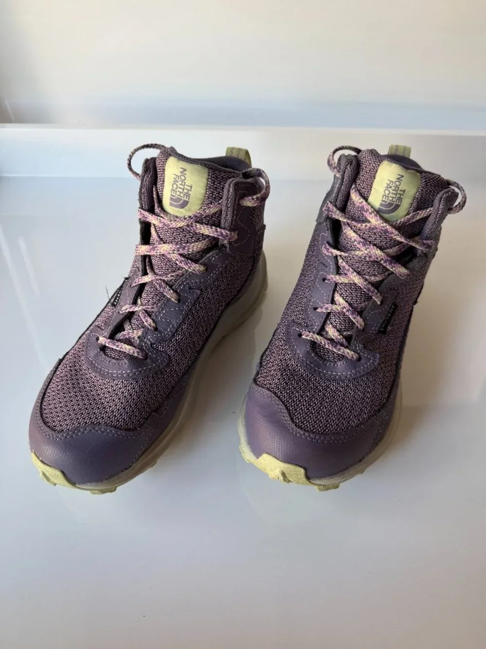 NWOT The North Face Fastpack Hiker Mid Waterproof Boots.